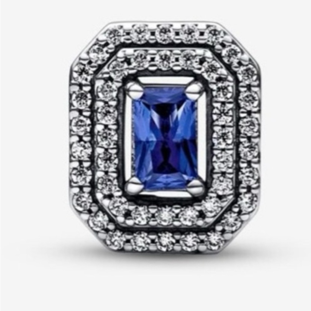 Pandora sparkling blue levelled rectangular charm